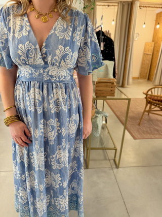 Kleid Nine
