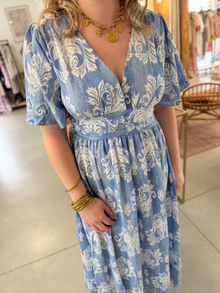 Kleid Nine