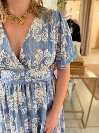 Kleid Nine