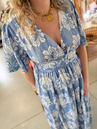 Kleid Nine