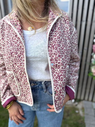 Veste Numa
