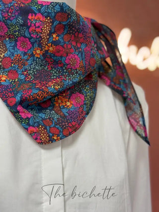 Foulard triangle • Fleuri Marine