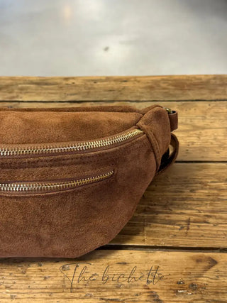 Sacoche Juliette • Camel foncé (aspect daim)