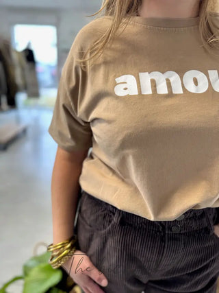 T-shirt Amour ❤️ • Beige foncé TU