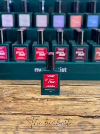 Vernis Semi Permanent Red Cherry • Manucurist